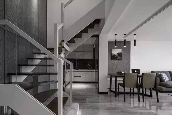 別墅陽(yáng)臺(tái)欄桿，安全美觀都要有