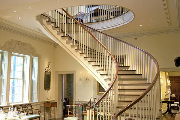 樓梯扶手高度多少合適？