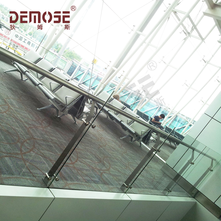 緬甸東盟會(huì)場(chǎng)玻璃木扶手欄桿工程