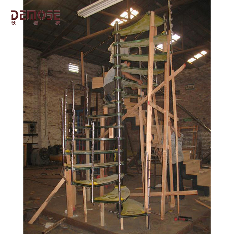 莫斯科旋轉(zhuǎn)樓梯