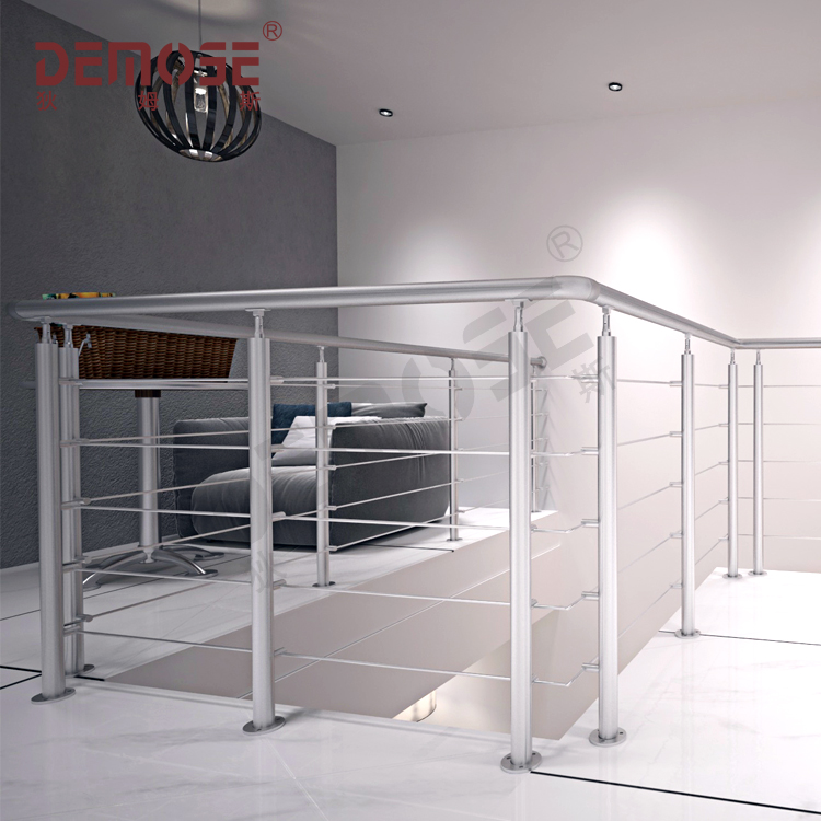 陽臺不銹鋼護欄:守護生命的最后一道防線