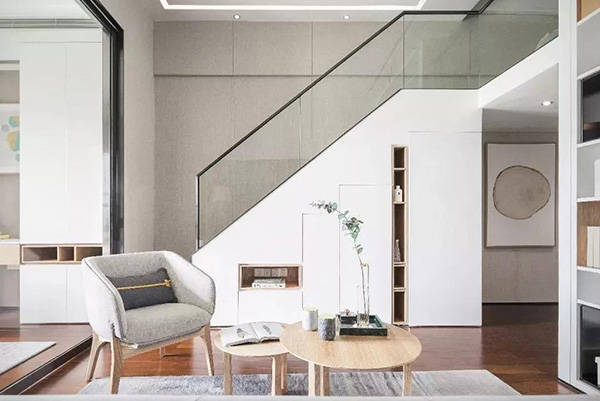 別墅陽臺欄桿設(shè)計(jì)與選型指南