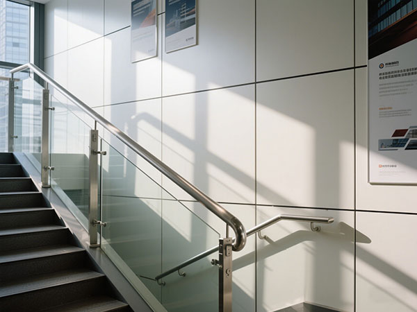 欄桿玻璃選購避坑指南