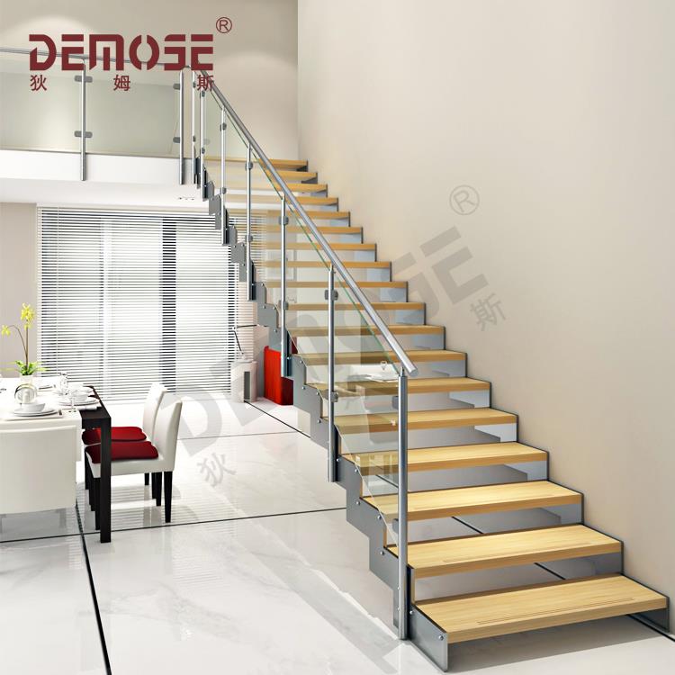 直樓梯:永恒優(yōu)雅與功能性的完美融合 ——狄姆斯的匠心詮釋